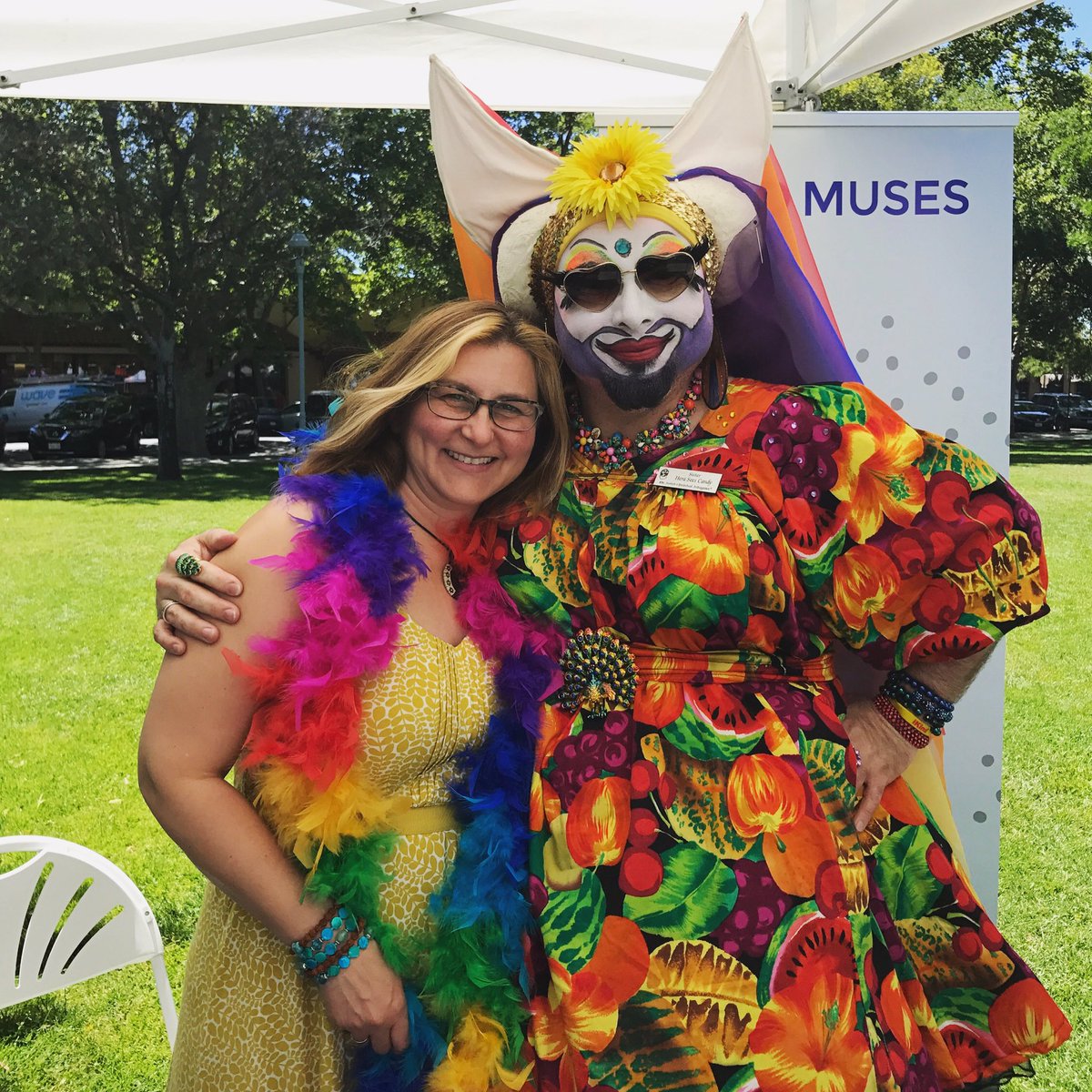 MojoMuses's tweet photo. Helen &amp; Sister Hara ❤️💛💚💙💜

#prideontheplaza #mojomuses #rainbow #pride #concord https://t.co/aRsrnZs1Eu