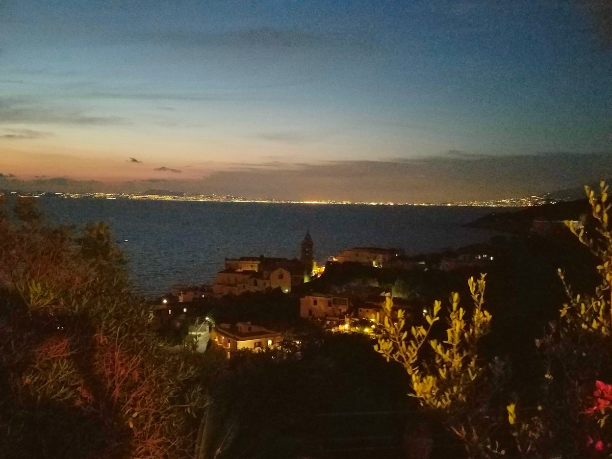 #massalubrense in the foreground #naples in the back. #italy in #2018 #amalficoast #luckytraveler