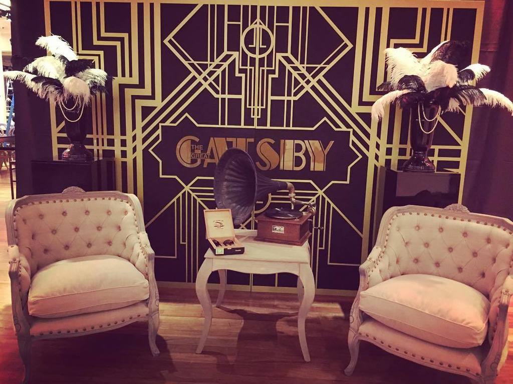 tostadaenojada's tweet photo. @albisinicid sneak peek "El gran Gatsby" en el Yatch Club puerto Madero. #eventosArg #ambientacion https://t.co/alXiCOKLZY https://t.co/PXXLBpks9u