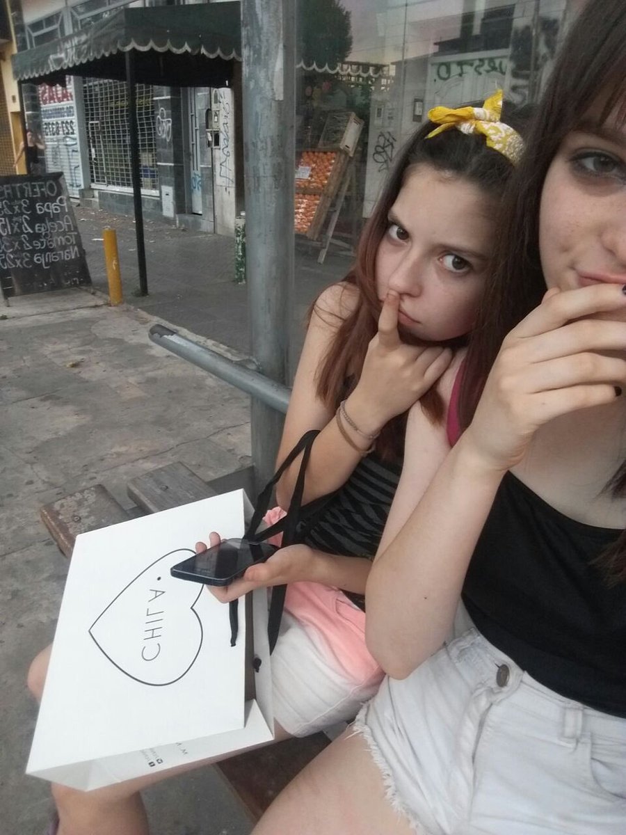 internet friends (@internetfrlends) on Twitter photo 