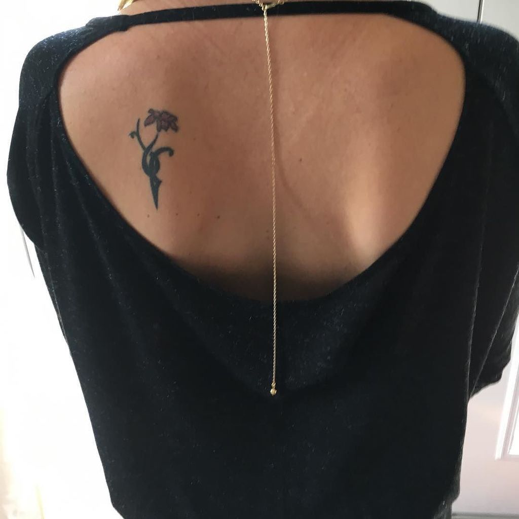 beautyfull2016's tweet photo. When your back is like what about me? #backnecklace #vintageearrings#repurposedjewelry#donatetoday#canadafashion#o… https://t.co/14eNnZgYjz https://t.co/Pt7LIM7L4w