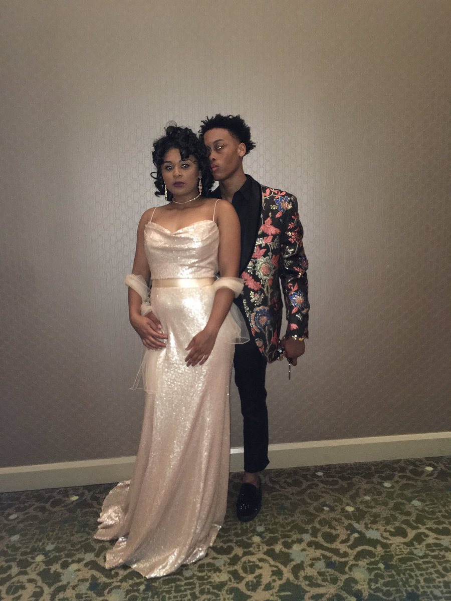 iiconxc's tweet photo. Prom 2k17✨ https://t.co/ZkyIS5TTG4
