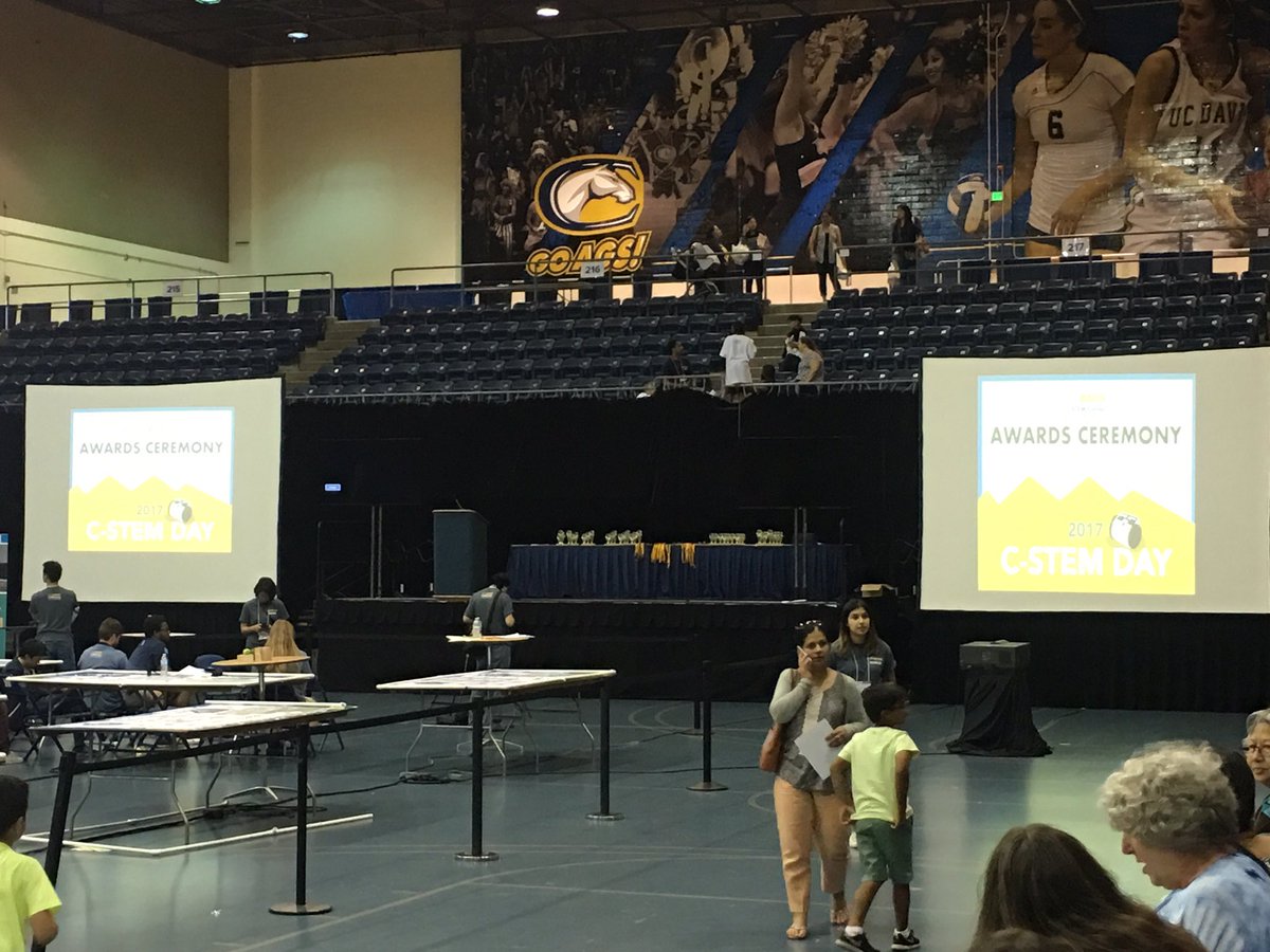ucdcstem's tweet photo. One final event to go...awards at #cstemday2017 https://t.co/teclLpz48H