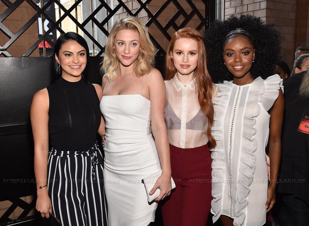 xbugheadxworldx's tweet photo. 💓💓💓💓💓💓 #riverdale https://t.co/Zny711V2je