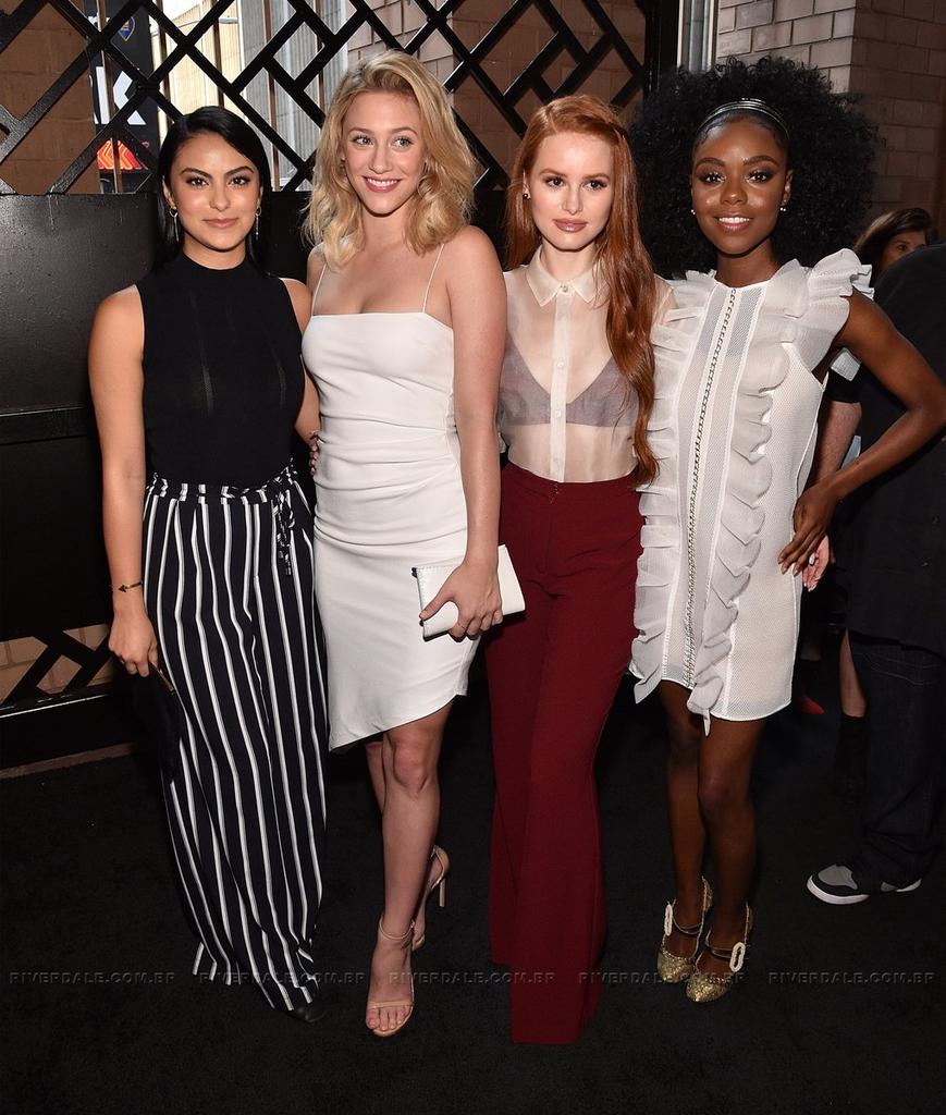 xbugheadxworldx's tweet photo. 💓💓💓💓💓💓 #riverdale https://t.co/Zny711V2je