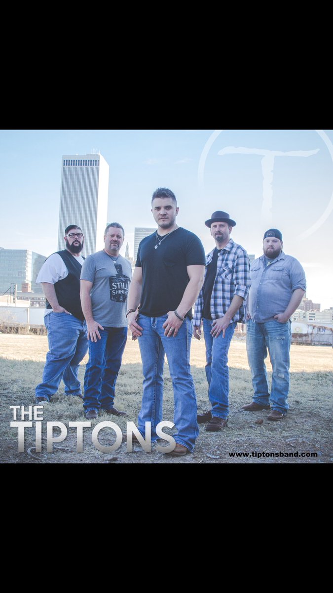 TheTiptonsBand's tweet photo. Jeremy Tipton and Steve Lovell acoustic tonight at Margaritaville inside Riverspirit Casino in Tulsa, Oklahoma https://t.co/c1yvngTy67
