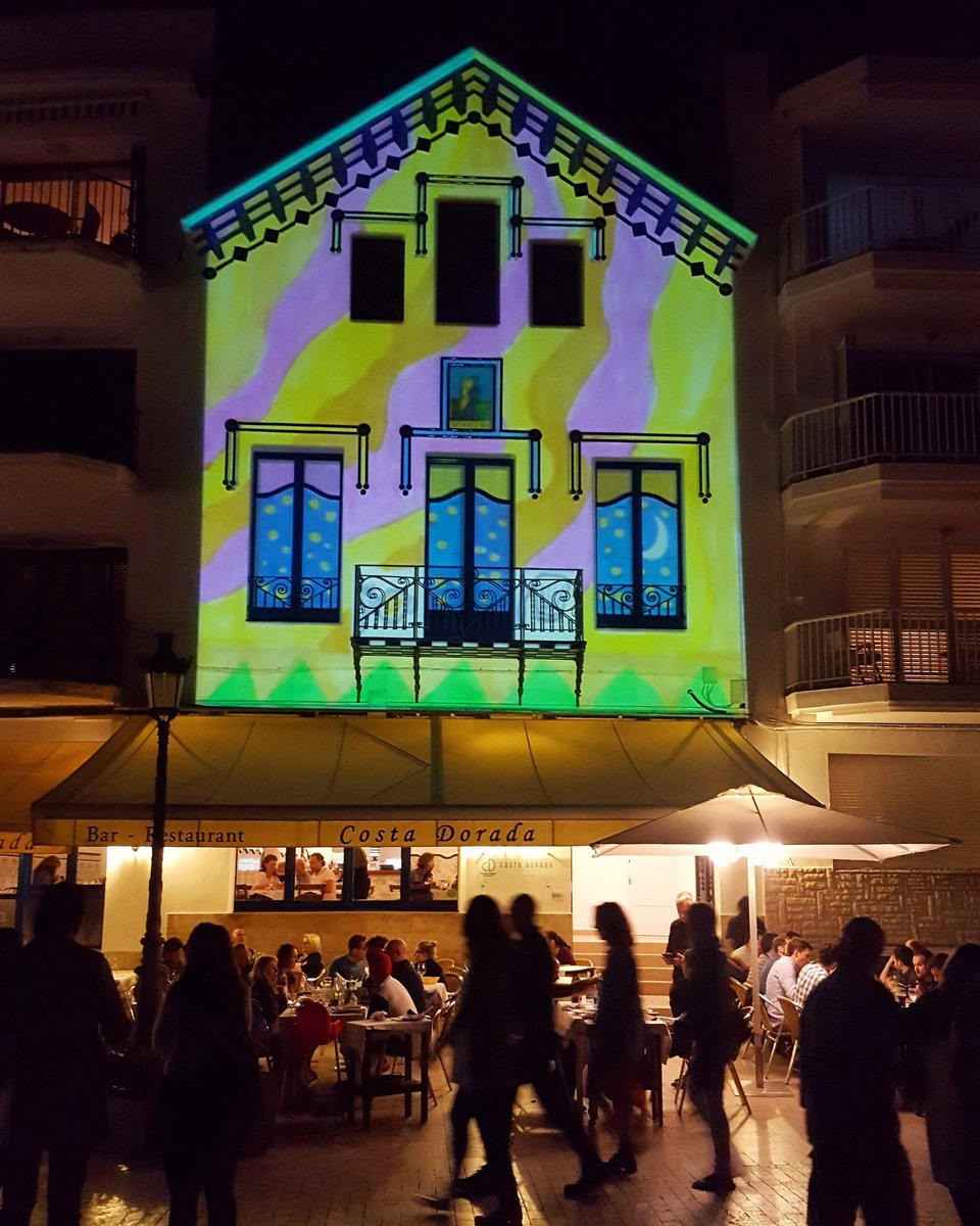 lumensitges's tweet photo. S'ha acabat el 1r #LumenSitges i ha estat tot un èxit! Moltes gràcies a tothom per venir! https://t.co/tR9gxT4ezF
