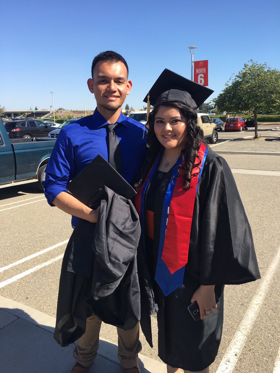 Fresno_State's tweet photo. Graduates are lining up for Chicano commencement! Come have your photo taken! #ChicanoGradFS https://t.co/zuJMopsFOP