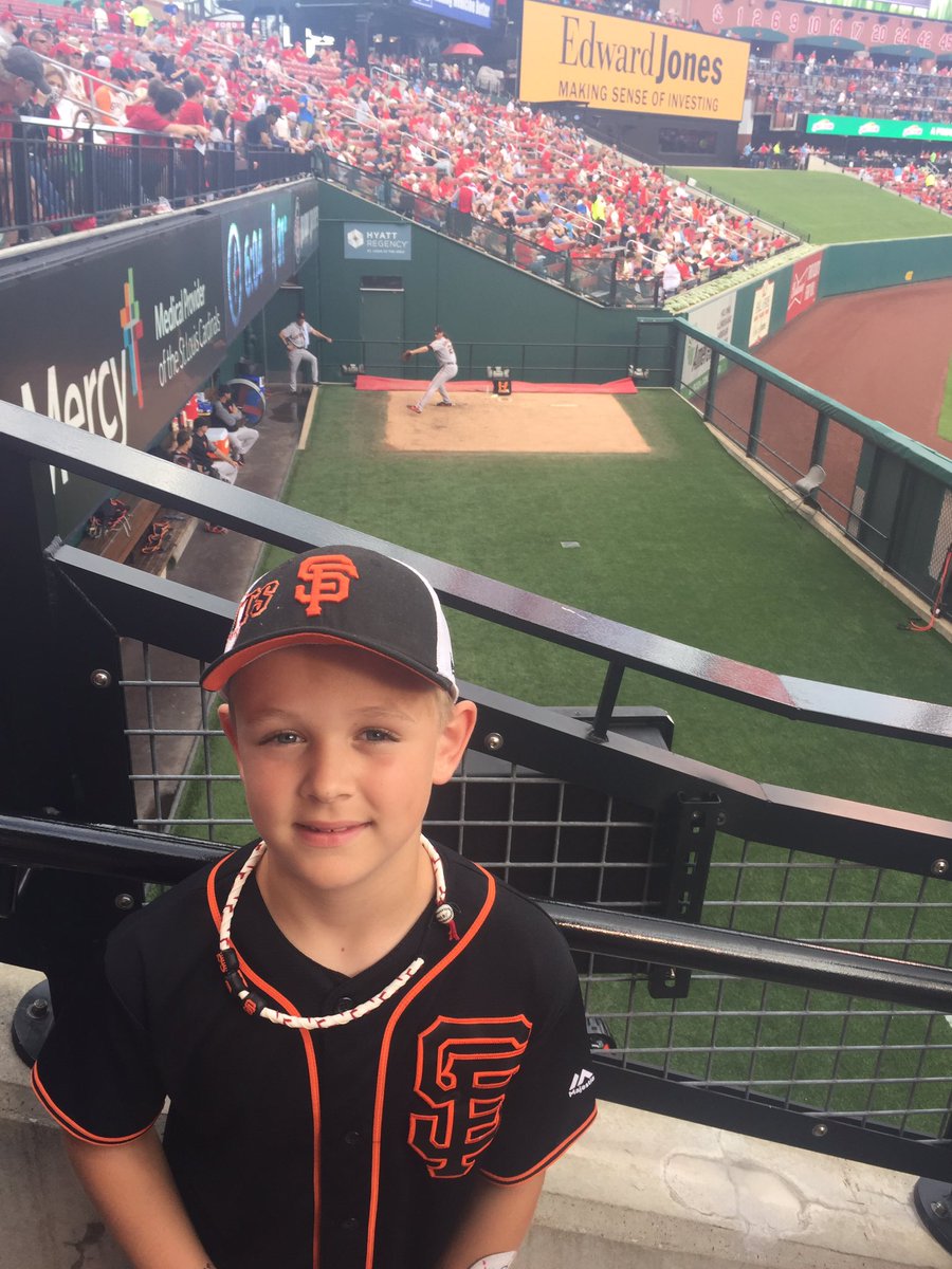 thephillips04's tweet image. Brody Phillips #BP28 taking lessons from @BusterPosey in STL