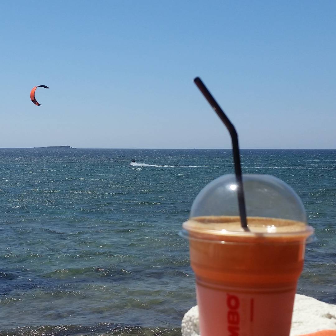 Tysntny's tweet photo. Coffee and kite surfing. ... #stgeorgesouth #corfubycamera #monrophotoscorfu #corfu #kerkyra #kerkira #cfu #greece… https://t.co/QoNv2ovSzS https://t.co/SptvWJoNEx