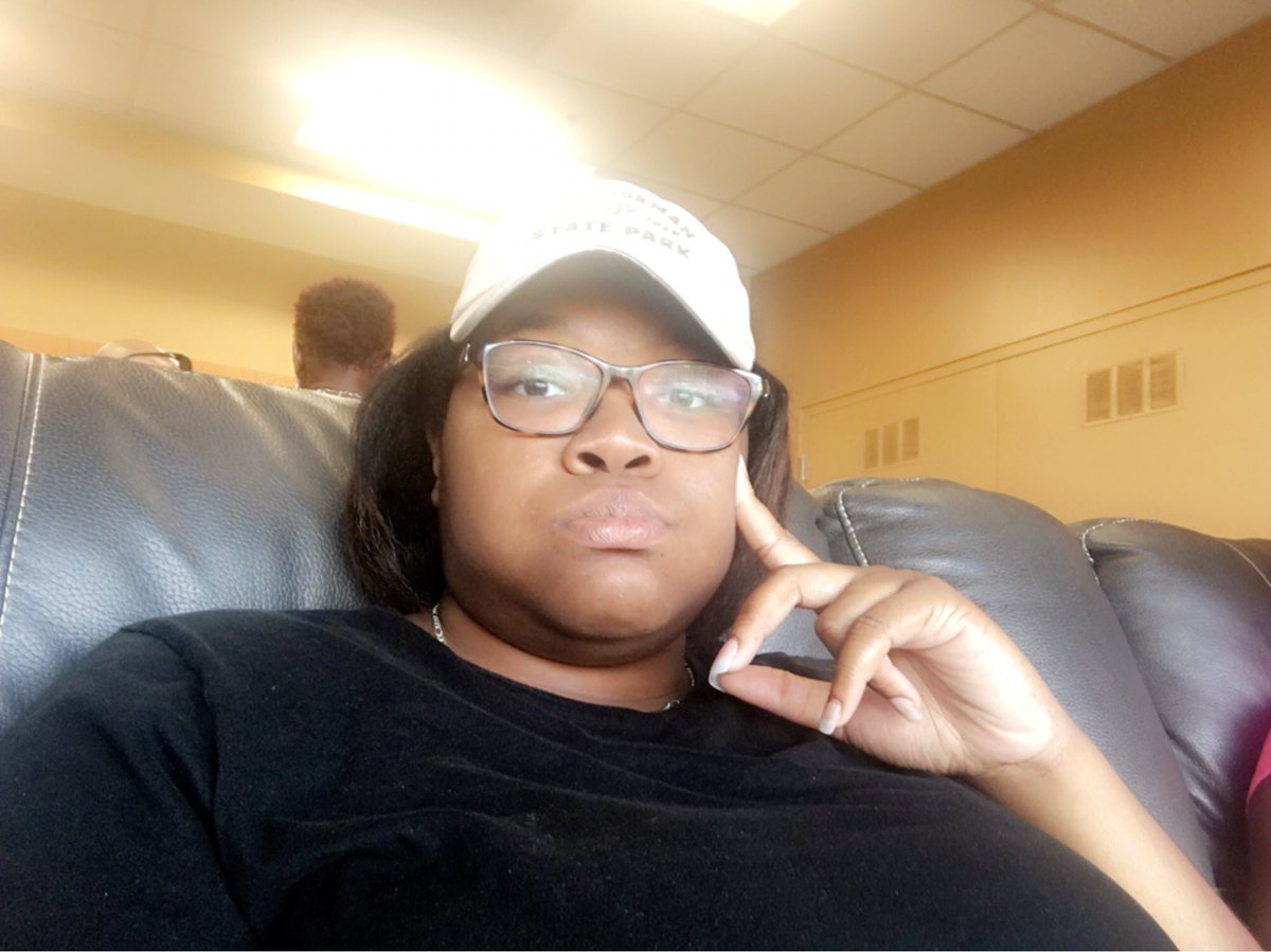 MckoyAlexandria's tweet photo. How a bitch lookin sittin in VIP #HowYouGoneAct #TheFirstShallBeLast&amp;TheLastShallBeFirst https://t.co/kzxO7S93tE