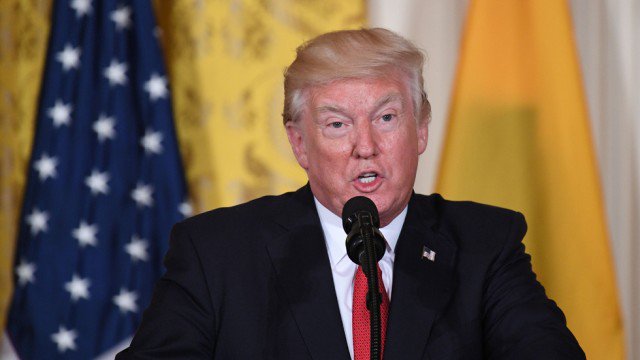thehill's tweet photo. THE MEMO: Trump's resilient base shows signs of cracking https://t.co/2Ckn0yCd9q https://t.co/MCYPf4boYx
