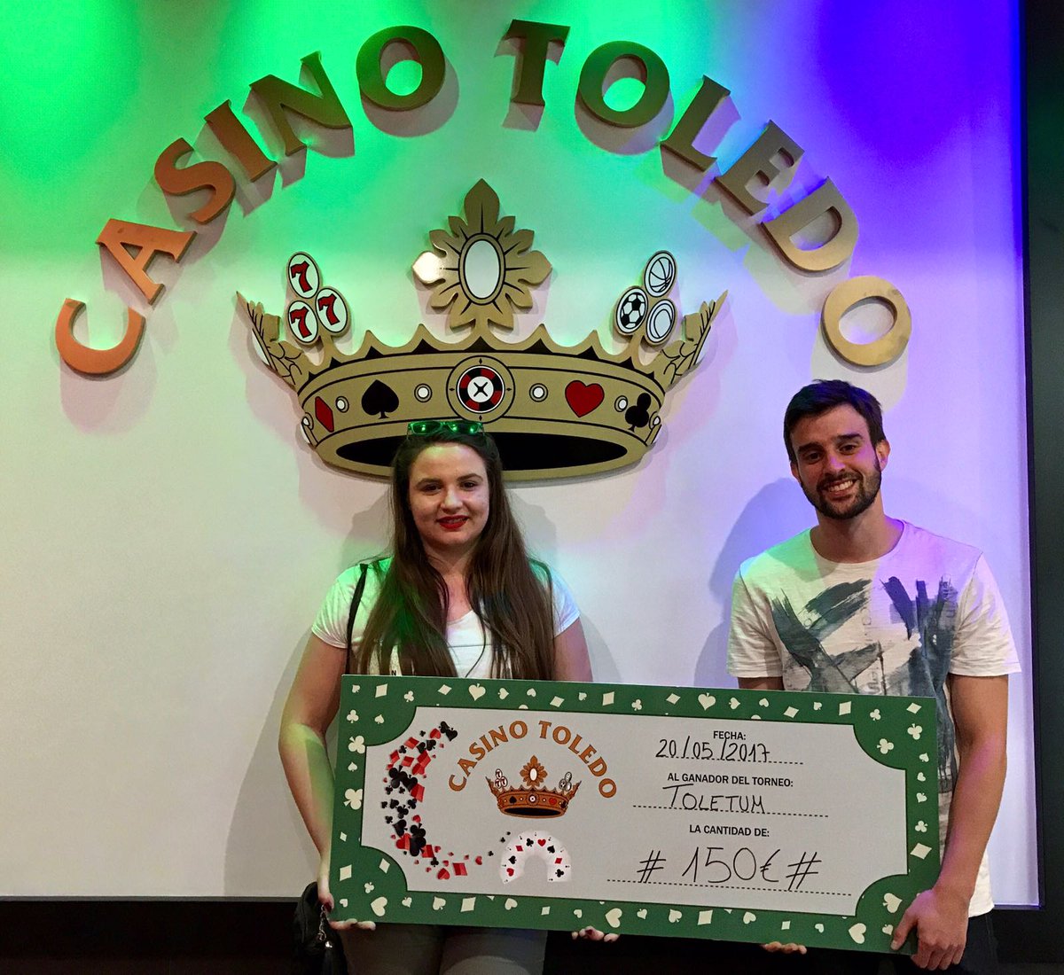 Leo casino poker twitter