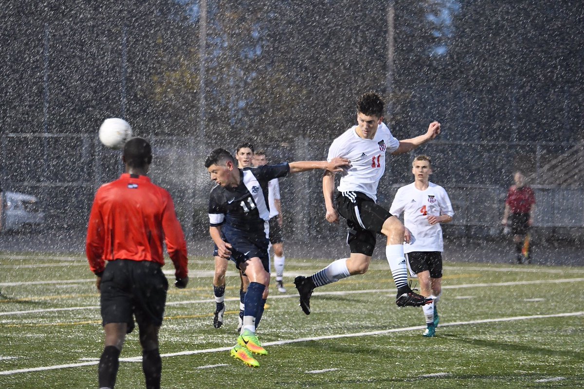 WingDanny's tweet image. Thanks to all the fans supporting us throughout the years. It's been a great ride. So many memories and life lessons. Thanks Camas 💙⚽️