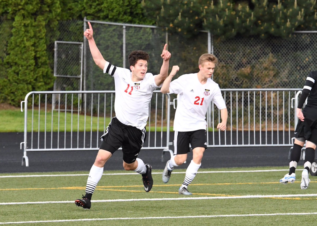WingDanny's tweet image. Thanks to all the fans supporting us throughout the years. It's been a great ride. So many memories and life lessons. Thanks Camas 💙⚽️