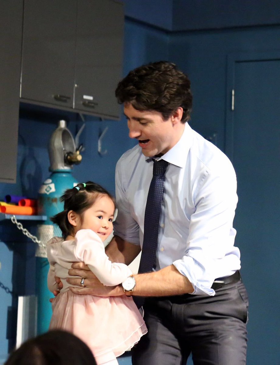 danivyxu's tweet photo. 😄Anica and @JustinTrudeau @TWoSEdm https://t.co/bXbajhI0OS