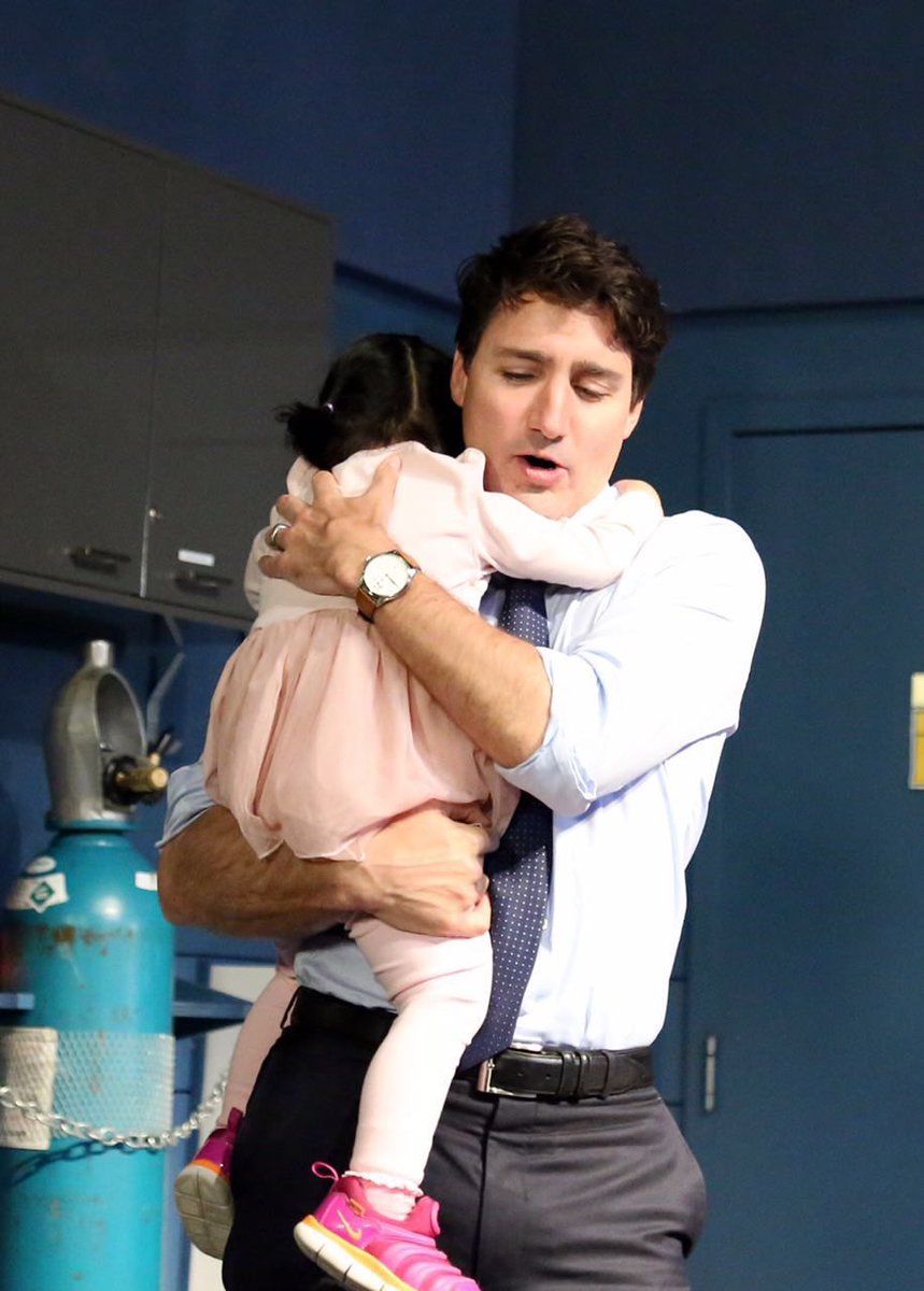 danivyxu's tweet photo. 😄Anica and @JustinTrudeau @TWoSEdm https://t.co/bXbajhI0OS