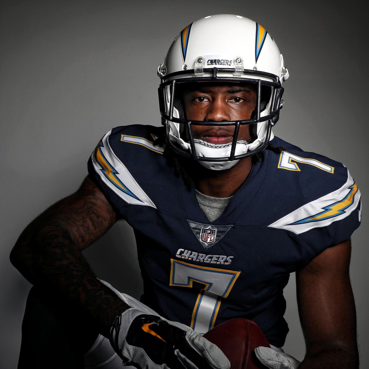 mike williams chargers jersey