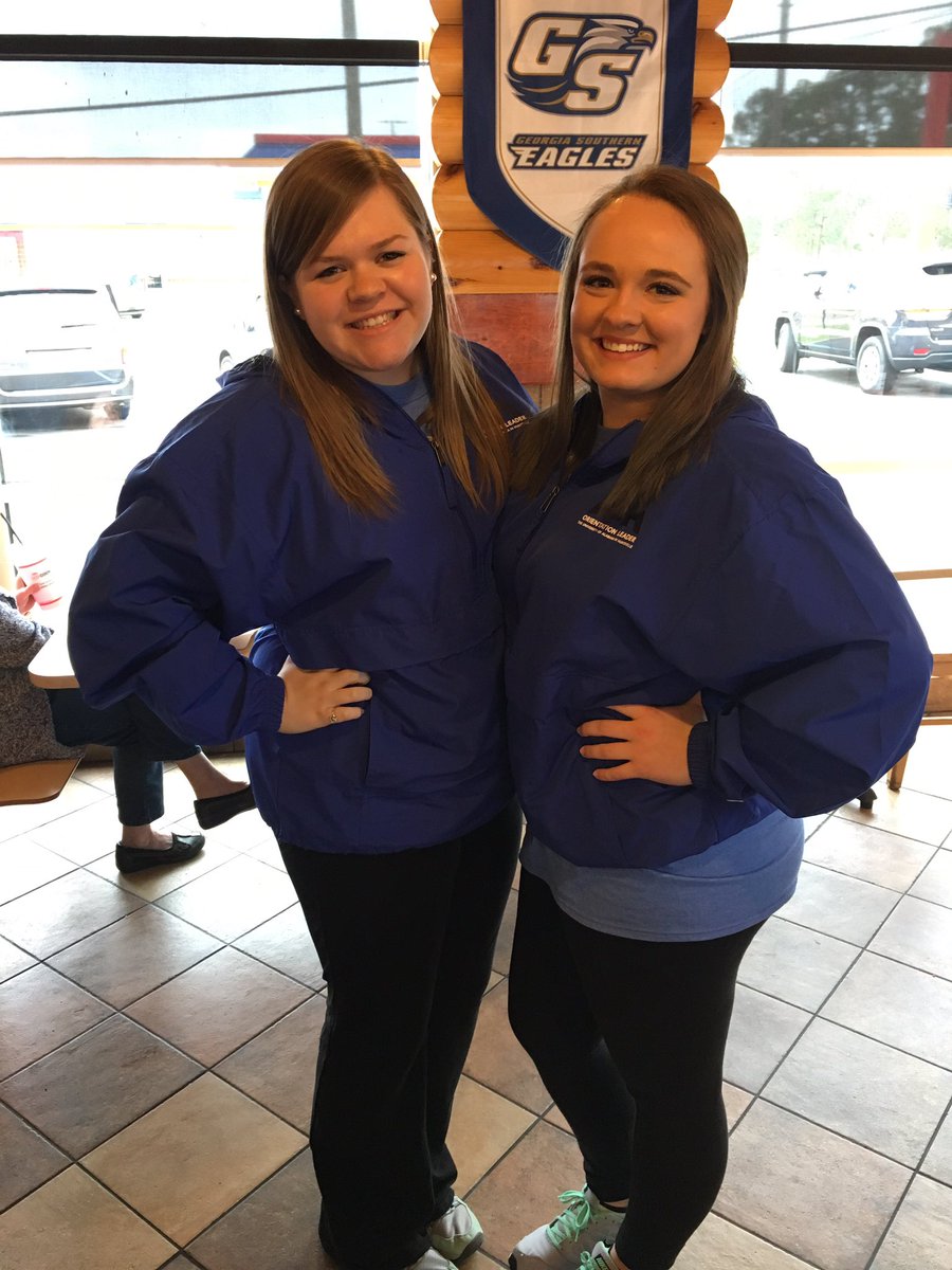 hannahpowell926's tweet photo. We can't wait for Orientation tomorrow! Meeting new Chargers is one of our favorite things!! #uahol #uahnso #UAH21 https://t.co/tQJQjZfgNL