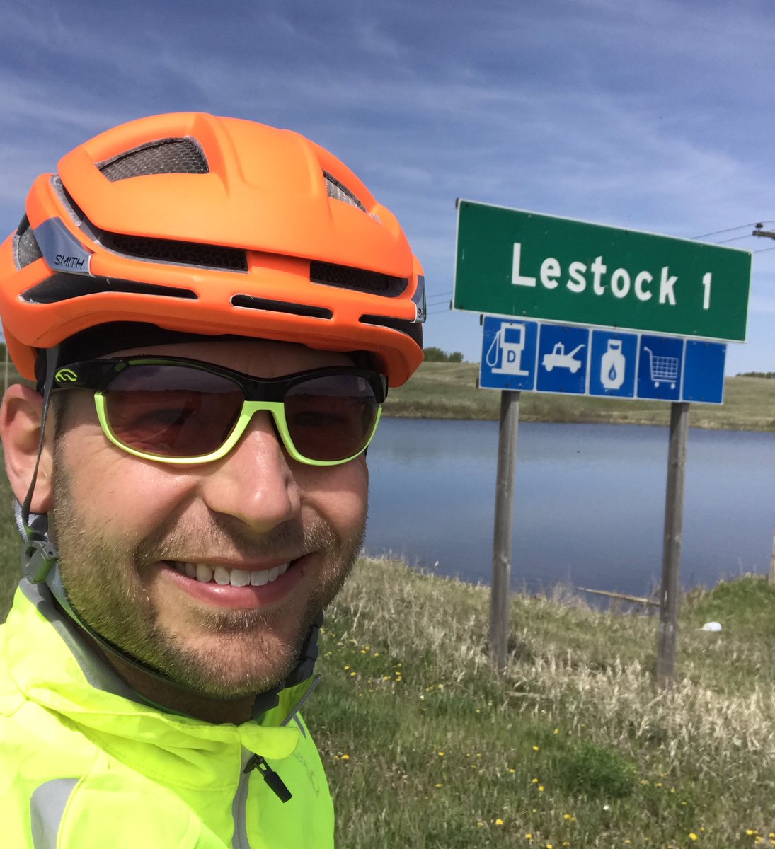 garretwoynarski's tweet image. Big day on the bike through my old town.  I&apos;m not one to look back....I really enjoy new growth, friendships and ideas. #shiftforward ☀️️😎