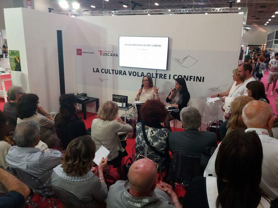 FondFabretti's tweet photo. #SalTo30 Incontro "Il grande sonno": una sala piena e partecipe! @VargasCri  @SocremTorino https://t.co/wQ7Yt78CSG
