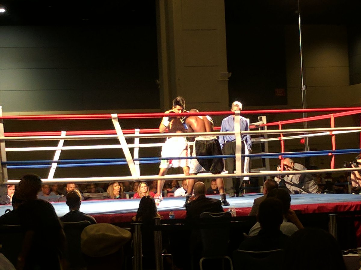 SportsChannel8's tweet photo. The guy in white trunks is from Brooklyn, so SC8 is pulling for him. He might need a knockout in the final round to win. #NCboxing https://t.co/43gnaq6ZYZ