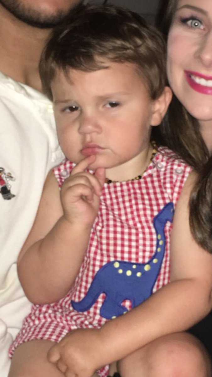 lindsaymartin15's tweet photo. HUDSON IS A SUPER MODEL I AM SHOOOOOK https://t.co/6V8rimenHJ