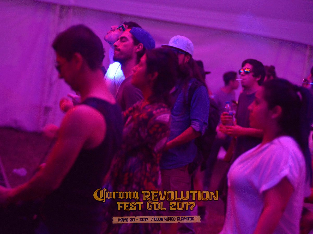 Revolutionfest1's tweet photo. La fiesta continúa en el #CoronaRevolutionFest con @Hectormusic_, @BalcazarMarco e Hito  más tarde Richie Hawtin en el Underground Stage. https://t.co/o2mGM5anVK