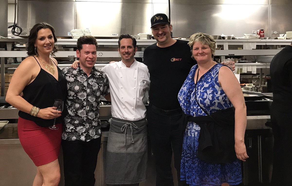 phil_hellmuth's tweet photo. In the kitchen at Jean Georges Steak House at @AriaLV w cousin Claire, @JuanCitoo @ChefSeanG, and my lil sister Ann: terrific meal as usual! https://t.co/lVJqr9A3B7