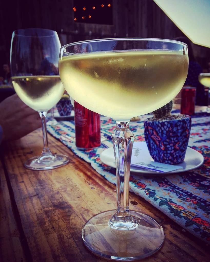 BrittanyCurran's tweet photo. Cheers to Kara & Kevin!! ππ°π½ππ· #kkwedo #Love #FirstWeddingOfTheSummer #Wedding https://t.co/OSYEn7PcQA https://t.co/UffskFUheA