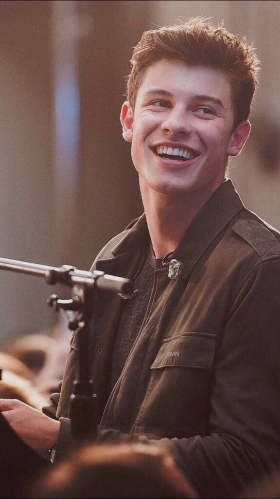 twofaceszs's tweet photo. RT TO VOTE 
Amo a esta hombre niño perfecto 

FOR EVER MENDES ARMY
 #Shawn4MMVA https://t.co/dtrarM7W0P