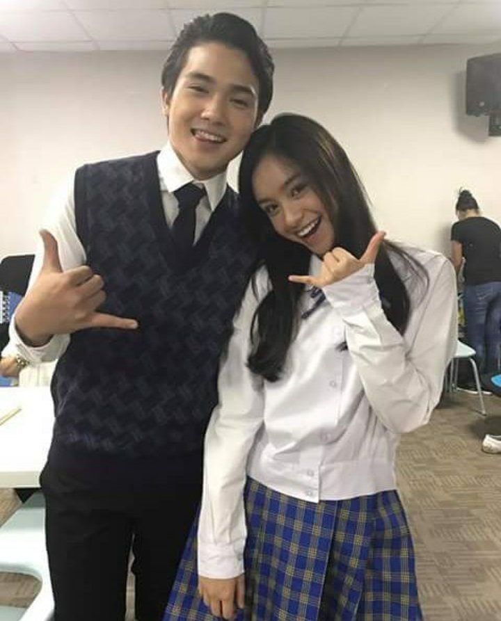 relatablemlfts's tweet photo. Old and Modern young #Steffi. #mlfts #mlftsph #mlftsremake #mylovefromthestar #matteo https://t.co/Is34tODJRX