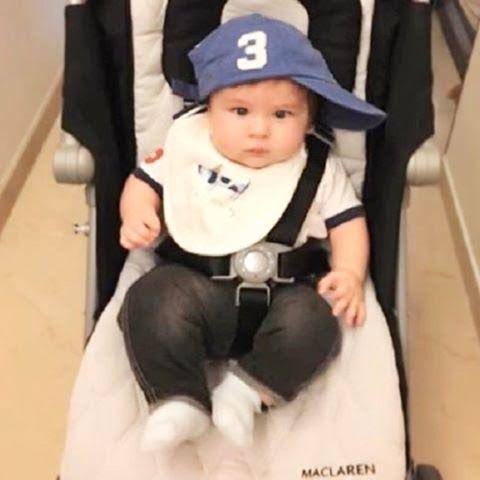ikareenaonline's tweet photo. The love of my life ❤ https://t.co/qVoCZ70R4q