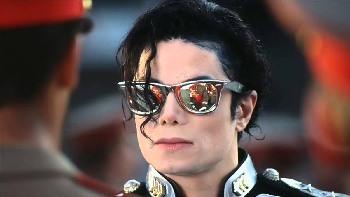 nostrendsbrasil's tweet photo. Michael Jackson é considerado o maior artista de todos os tempos pelos seus recordes e contribuições para a música. #MichaelJacksonNoSBT https://t.co/vhM81ityCq