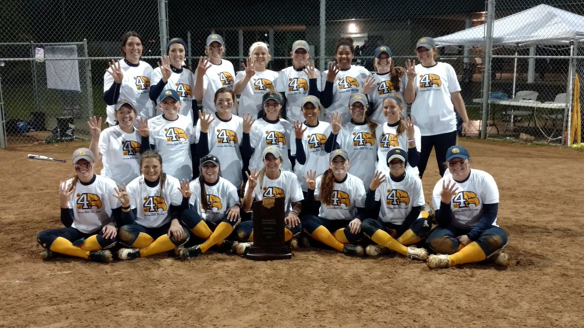 RVC_Athletics's tweet photo. Your 4x @NJCAA national champions! https://t.co/XSf5X8yExF