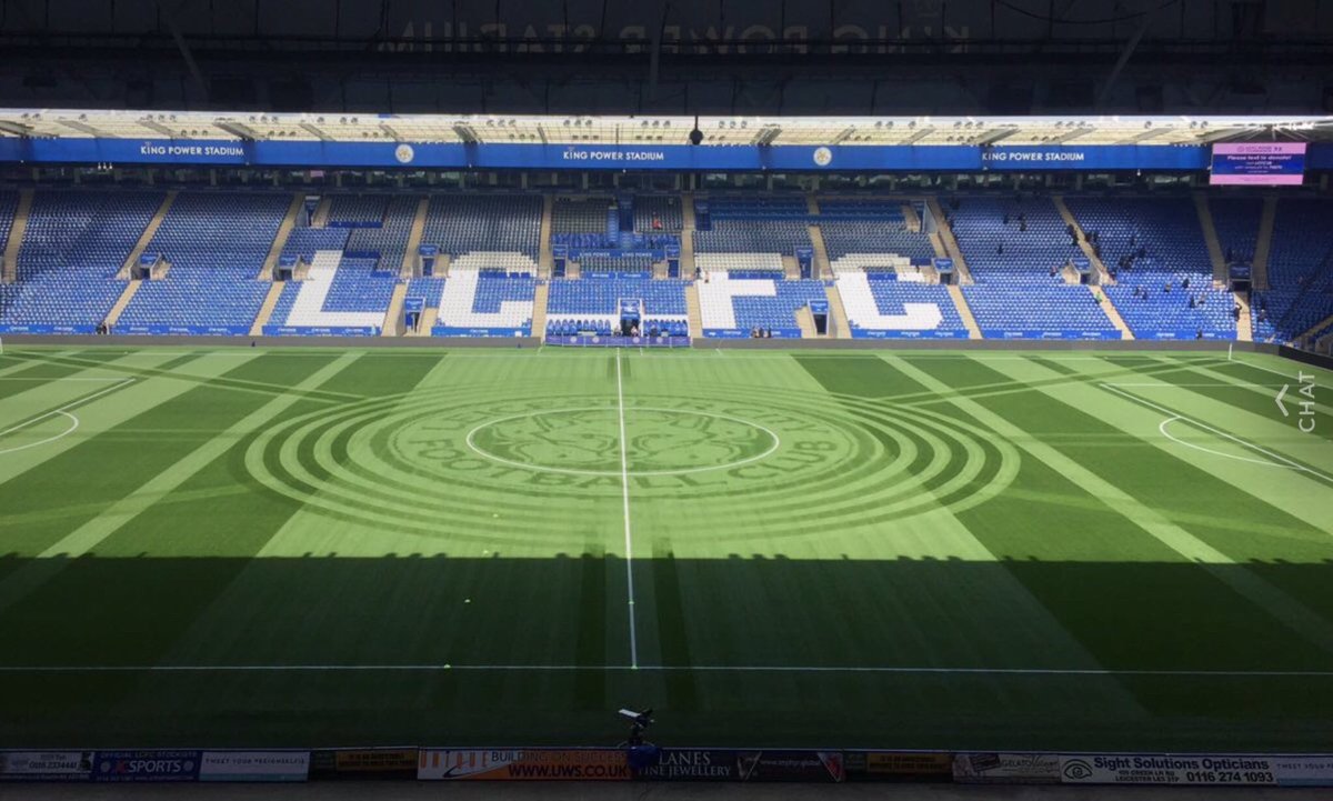 EPLBible's tweet photo. How Leicester's pitch is looking today...

Groundsmen, take a bow. 👏🙌 https://t.co/yeMAksZQEt