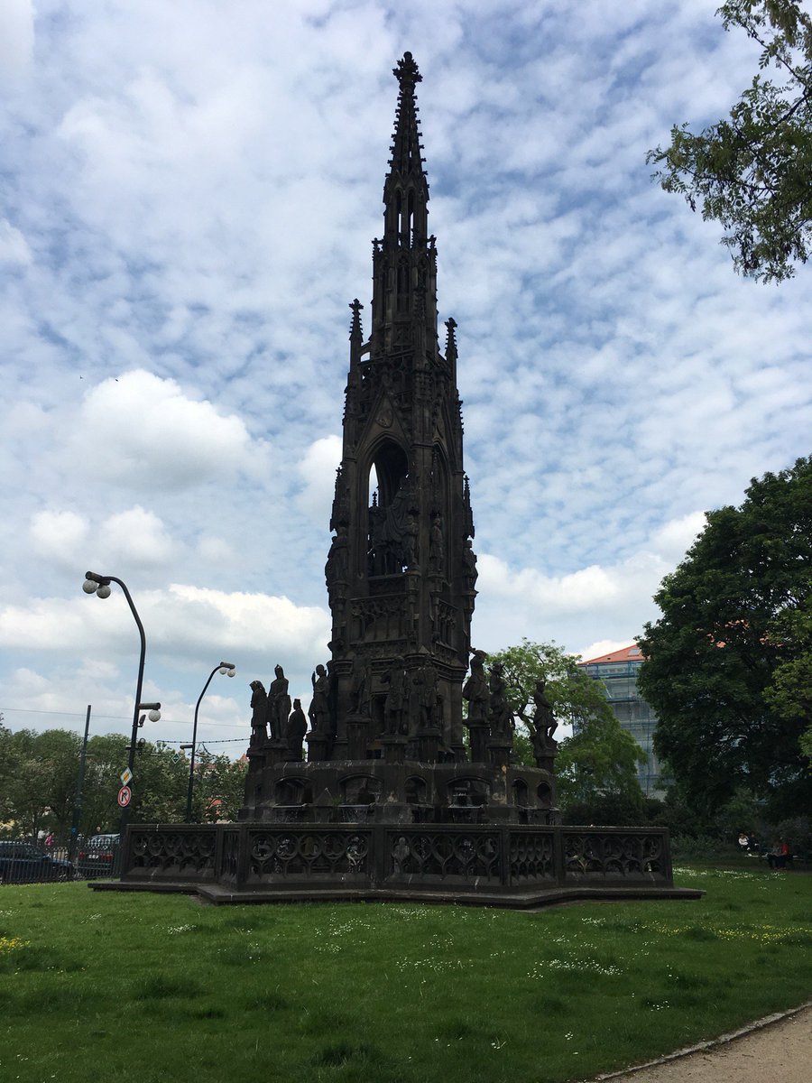AycaTayar's tweet photo. #soundofcity (@ Krannerova fontána | Kranner's Fountain in Praha) https://t.co/cO9OXWTE2N https://t.co/W87uOXgtQ3