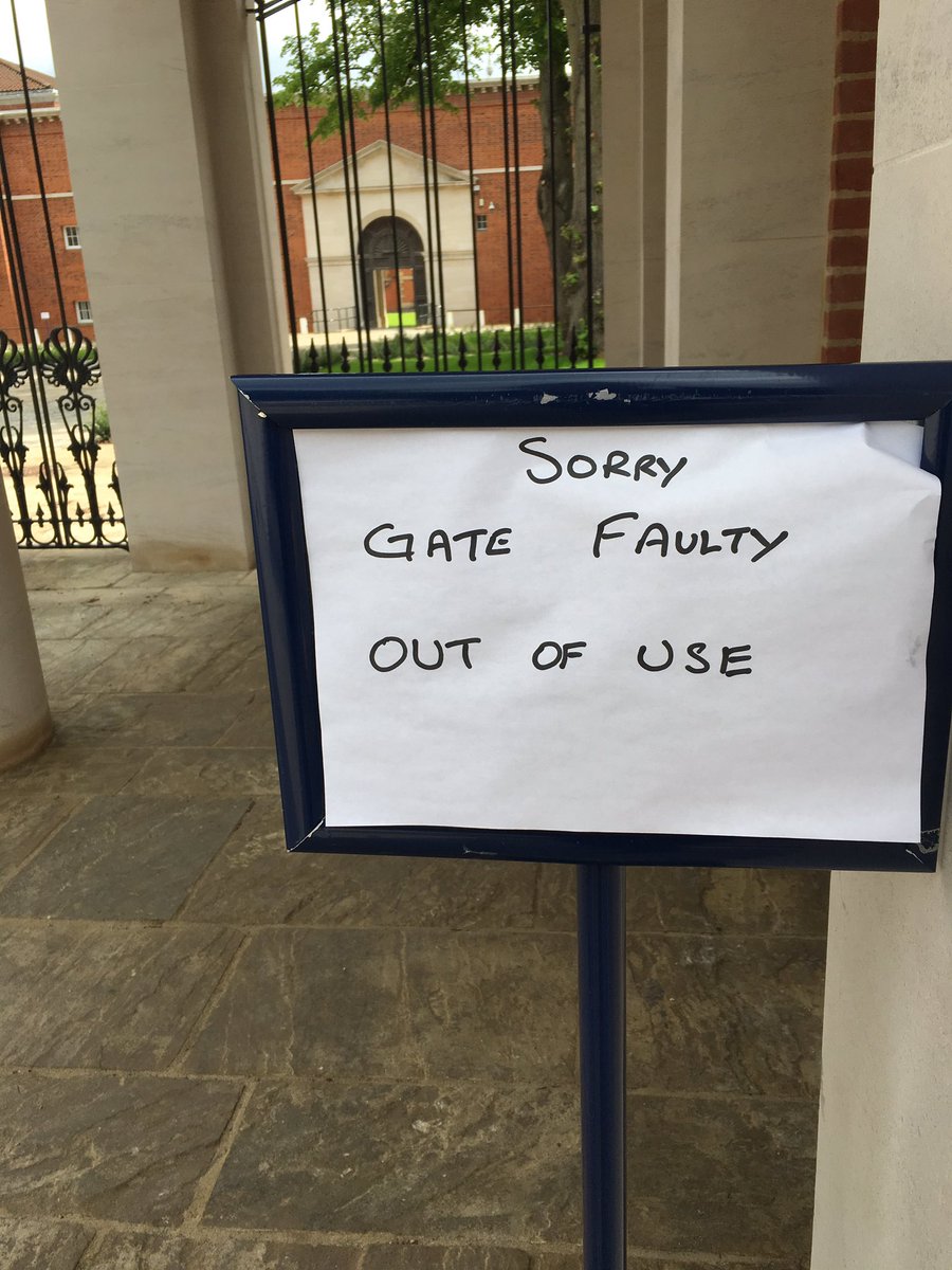 peterfrankopan's tweet photo. Oops. #LMH #GateFail https://t.co/tG5l1H373t