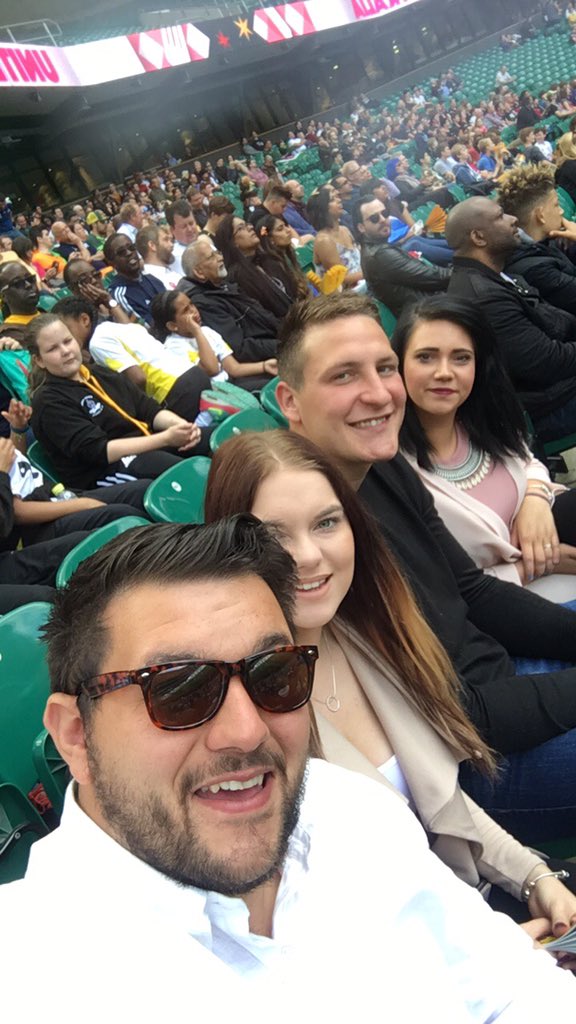 thelambnational's tweet photo. #Samsungslider the lamb national team @ L33 row 18 seat 140-143 https://t.co/ACfcjvWbsz