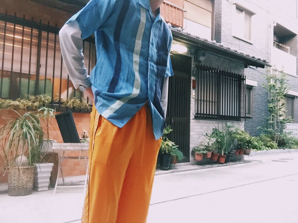 古着屋 Spia 中崎町 本店 半袖柄シャツ ロンtシャツ 半袖だとまだ夜が寒いのでこの時期は重ね着でお洒落しましょう ロンt 3500 半袖柄シャツ 3900 Spia 本店 大阪古着屋 中崎町 古着屋 Spia 中崎町 本店 半袖柄シャツ ロンtシャツ 半袖だとまだ夜が寒いのでこの時期は重ね着でお洒落しましょう ロンt 3500 半袖柄シャツ 3900 Spia 本店 大阪古着屋 中崎町