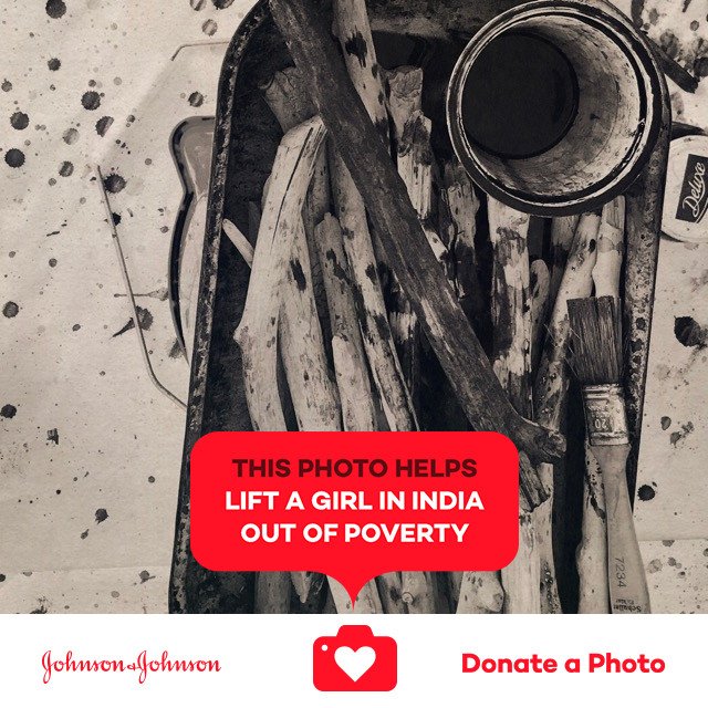 elephantsgerald's tweet photo. #BrooklyArtist #Slovakia #Bridgeguard #paint #art #jnj #donateaphoto #GlobalMoms https://t.co/FNjCfglAuC https://t.co/UJvXuwEnem