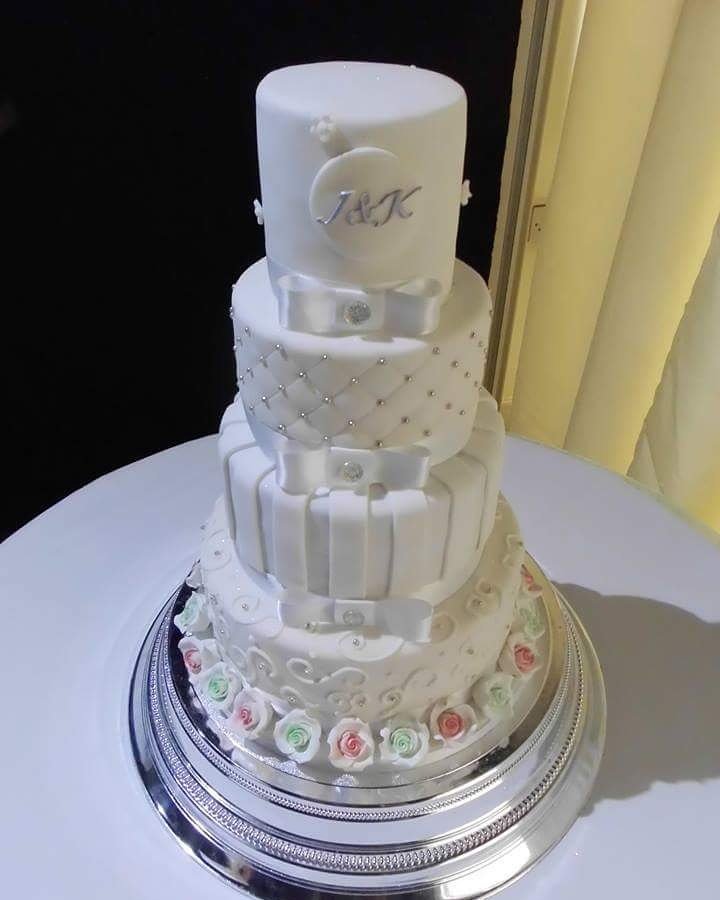 Little Lucy's Bakery tweet media