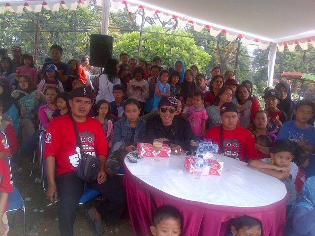 Kehadiran Kang Budi Daltol diacara Gebyar Seni Reak-5 <a href="/ridwankamil/">Ridwan Kamil</a> @DISBUDPAR_BDG <a href="/kennydewi/">kenny dewi kaniasari</a> <a href="/Sigitiskandar77/">sigit iskandar</a>