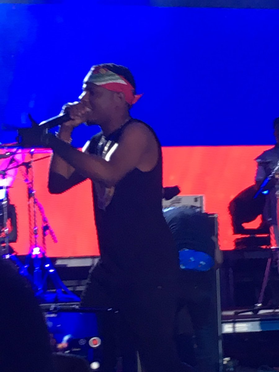 Naraemonia's tweet image. Look at baes @KREYOLLA_PAGE @bakipopilè @michael #konpafest