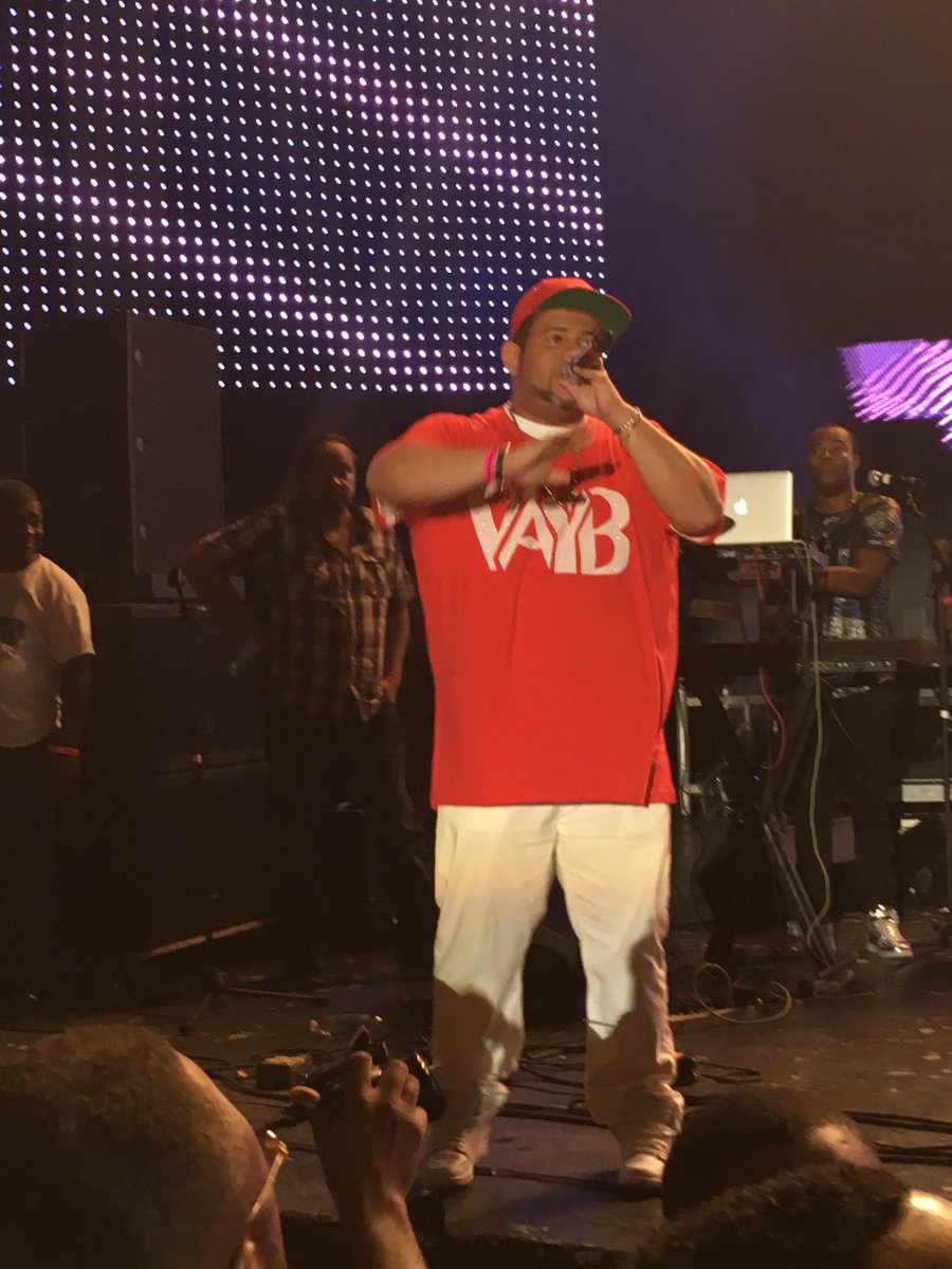 Naraemonia's tweet image. Look at baes @KREYOLLA_PAGE @bakipopilè @michael #konpafest