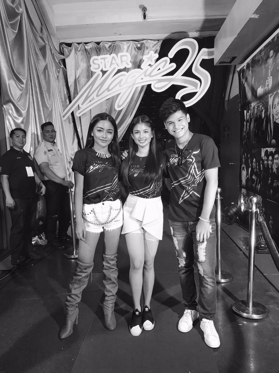 Heaven Peralejo (@hperalejo) on Twitter photo 21/05/2017 07:37:28 #ASAPStarMagic25 w them 💙 #ASAPStarMagic25 w them 💙
