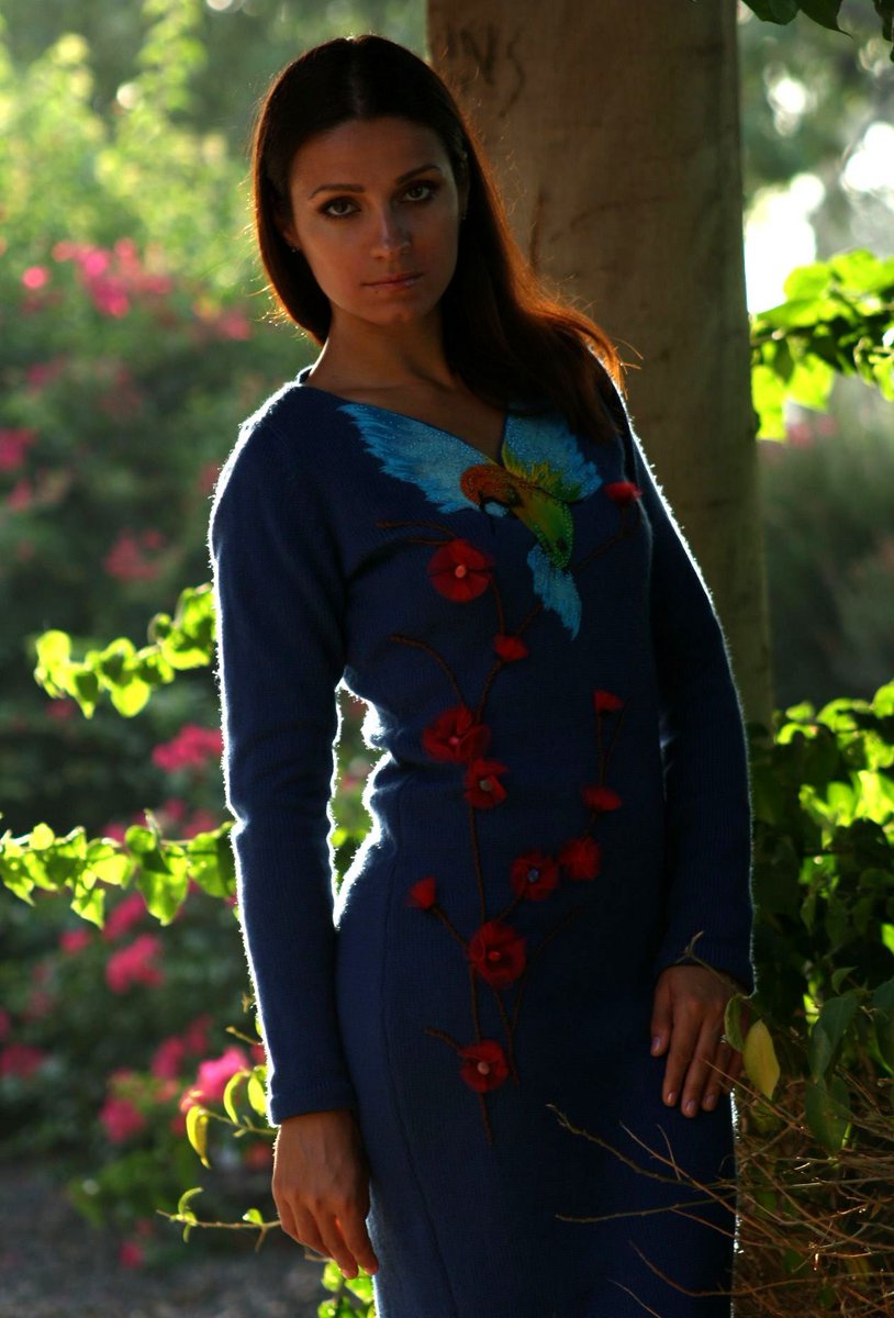 IrinaKushnir1's tweet photo. Good morning world happy sunday!!!!!!!!!! #felding #knitteddress #artesano #handwork #couture #hechoamano #comprarropa #flowers #blue #bird https://t.co/DK7uabipYc