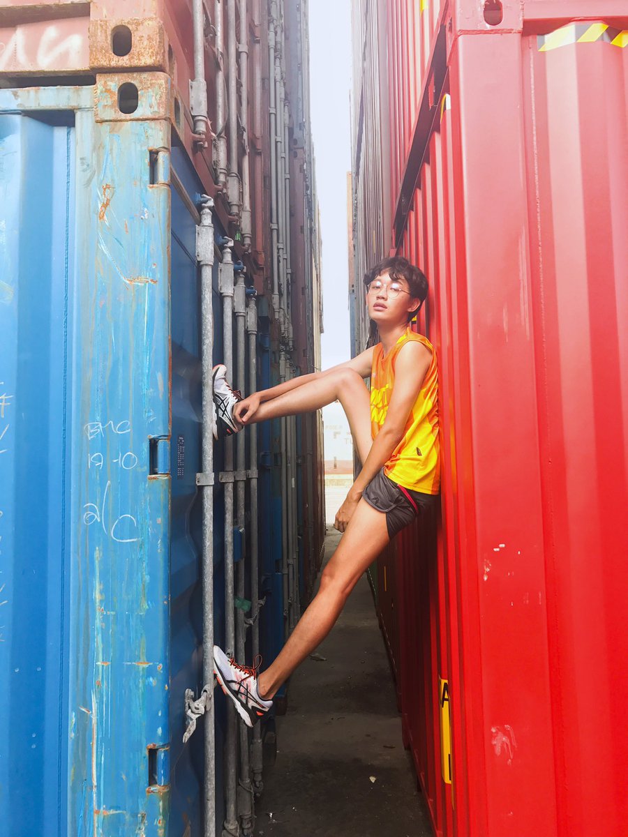 Khetcnk's tweet photo. น้องไปวิ่งเด้อ น้องไม่ได้ไปถ่ายรูปปป
#patminimarathon2017 https://t.co/ITXGMgmYYm