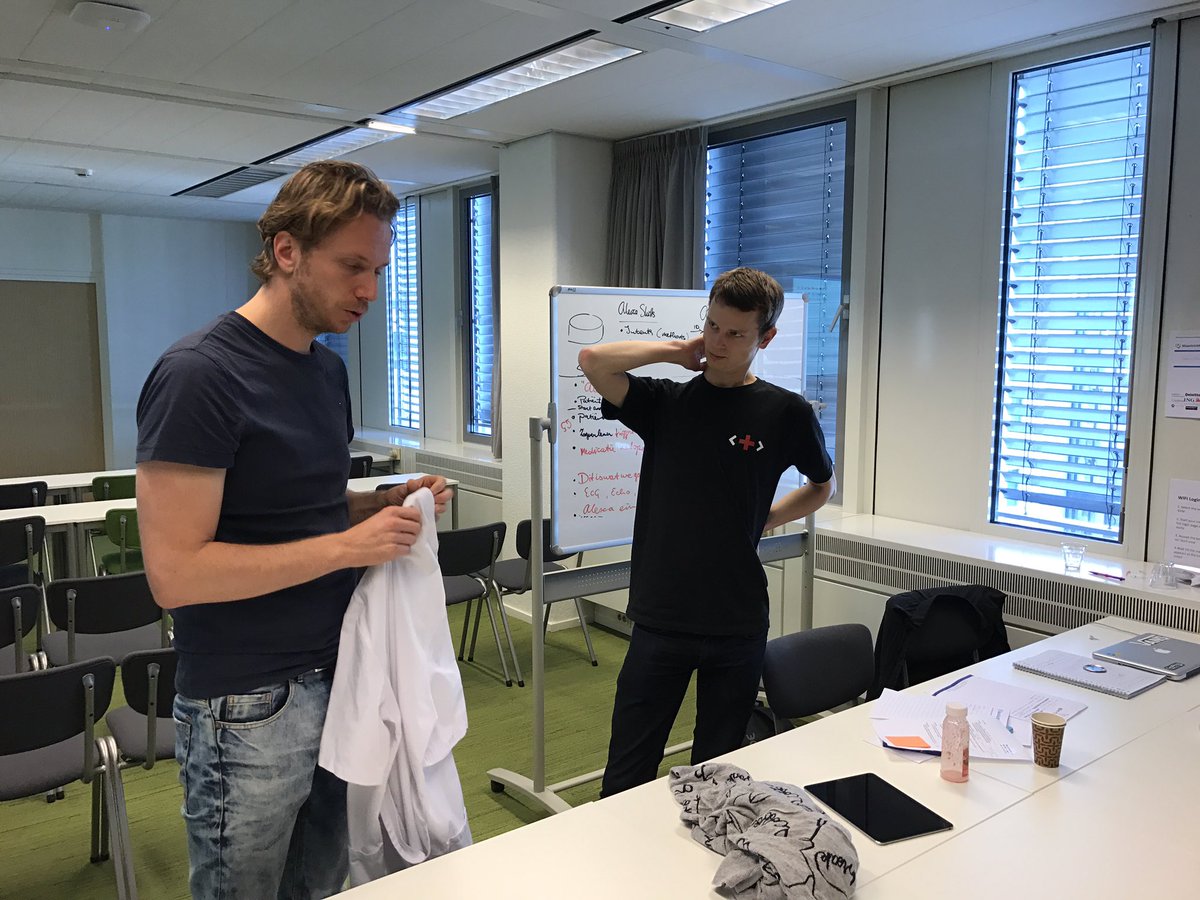 Spraakherkenning in de praktijk waardoor meer tijd voor de patient met "Assistent out of the Box" #DutchHH17 #HHMaastricht17