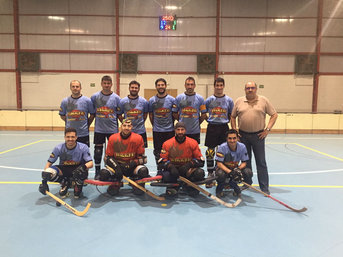 Victòria directa contra el <a href="/cpmalgrat/">Club Patí Malgrat</a> al no tenir porter per disputar el partit. Patxangueta entre nosaltres i després un bon sopar !